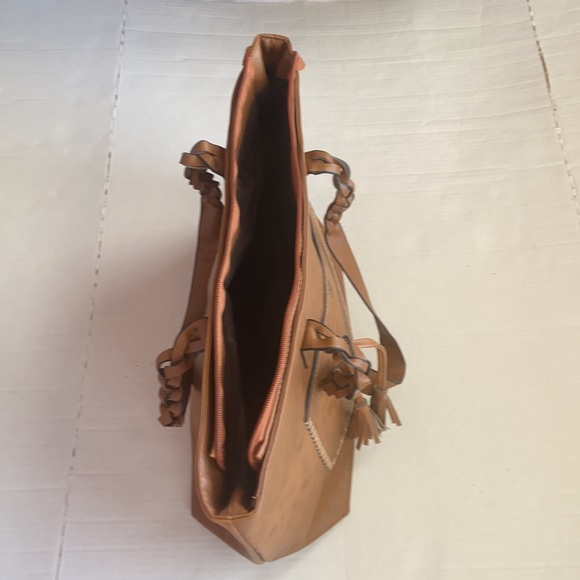 LIKE NEW Weimeibaige Purse Golden Brown Interior & Exterior Pockets Clean Inside - Picture 9 of 14